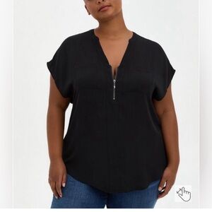 Torrid black short sleeve blouse with zipper detail